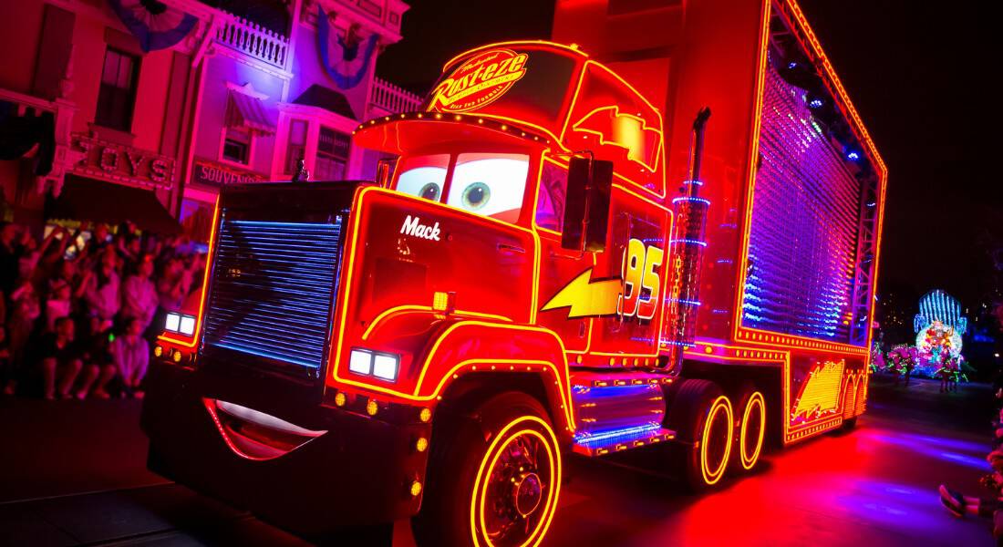 Paint the Night features Disney and Pixar characters in a return to Disneyland. (photo courtesy of and ©Disney)