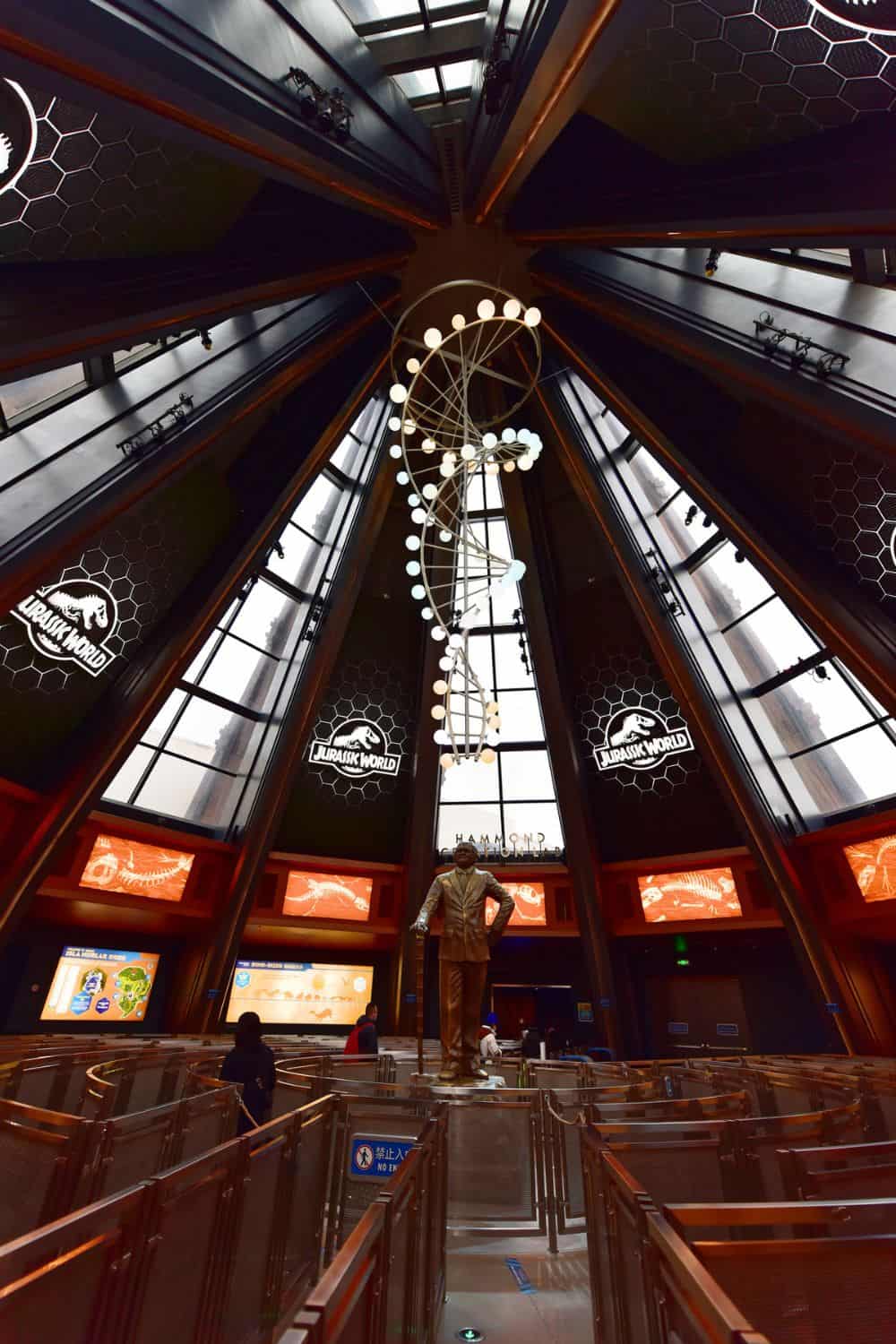 The Jurassic World Adventure Queue at Universal Studios Beijing is quite incredible. Dinosaurs will even peek into the windows overhead! 