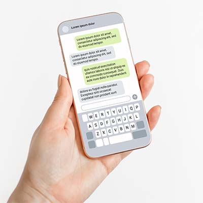 agent-sending-text Agent sending text message