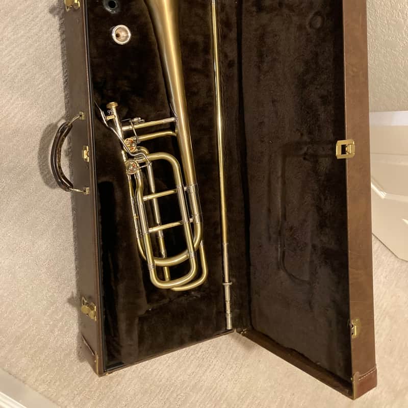 Bach Stradivarius Modelo 50 BG de los años 60, latón rosado bruñido