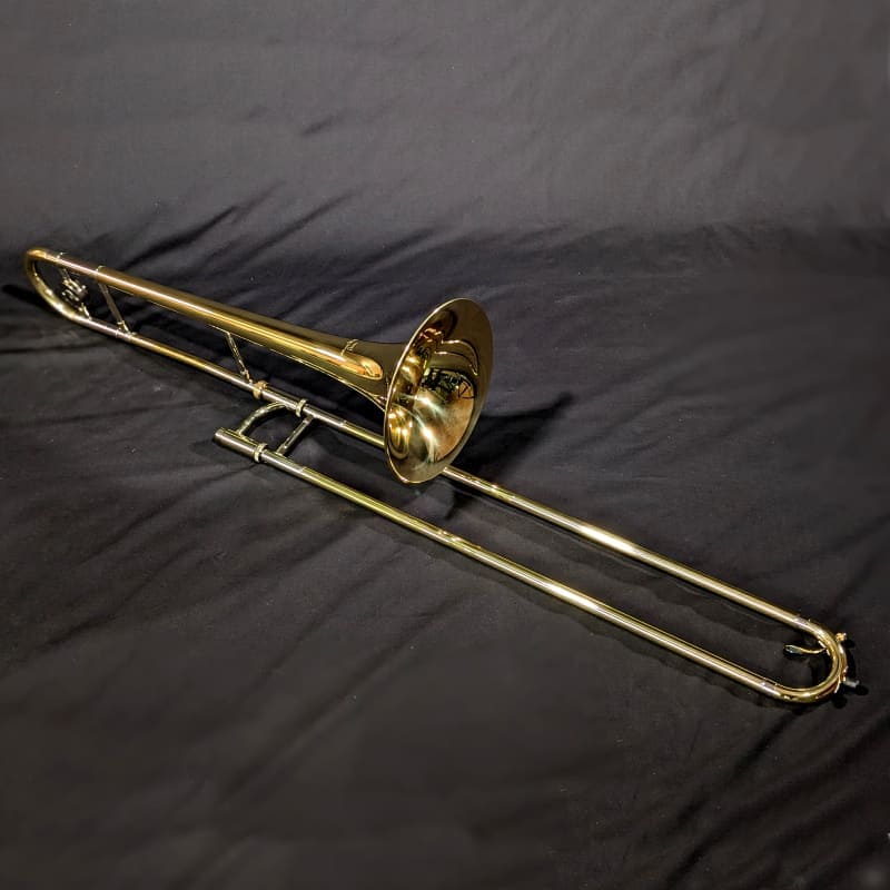 Antoine Courtois AC402T-1-0 Gold Lacquer
