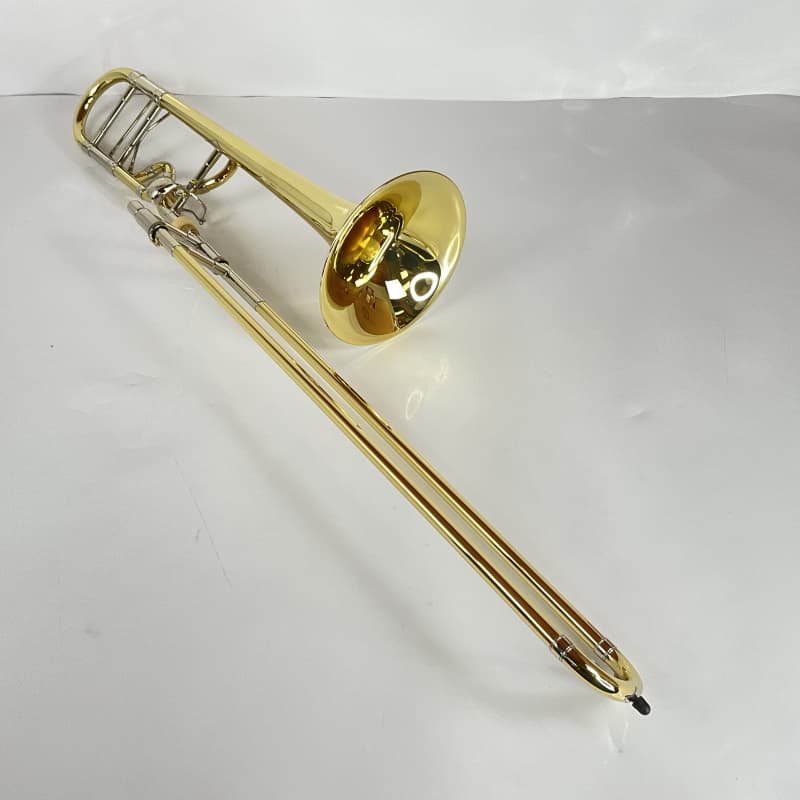 Bach Demo 42BOF Bb/F Tenor Trombone (SN: 220560)