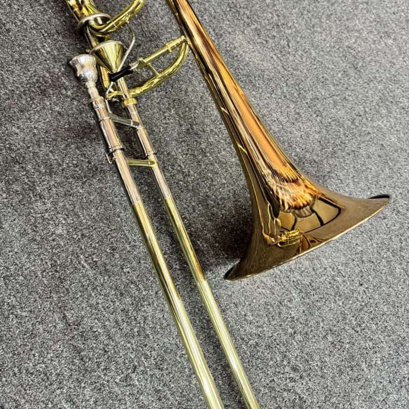 Getzen Custom Series 3062AFR Brass