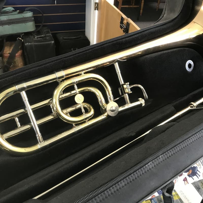 Holton TR158 F-Attachment Professional Trombone Lacquer