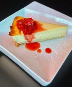 Sajttorta hideg eperöntettel