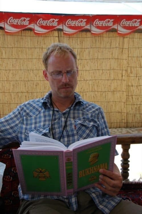 Ruhnama Reading - Ashgabat, Turkmenistan