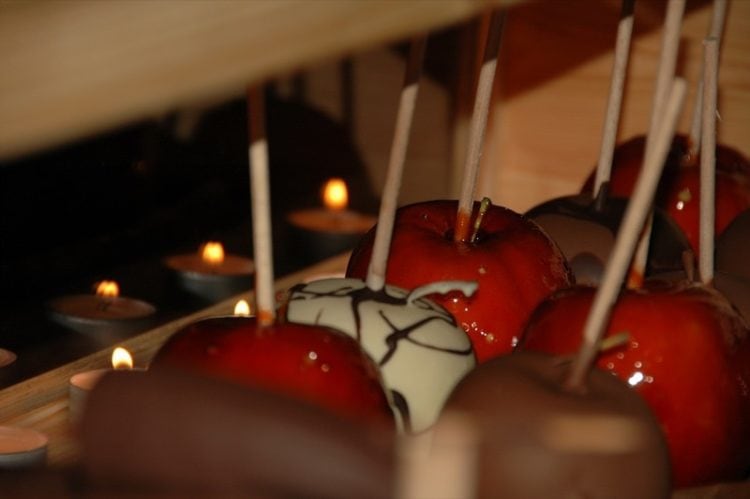 Candied and Chocolate-Covered Apples