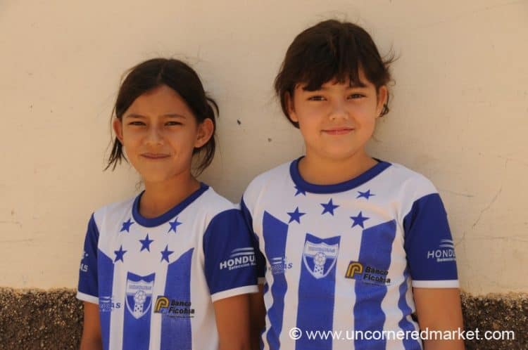 Honduras Football Fans - Gracias