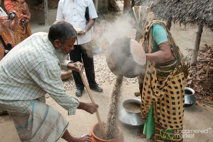 Pouring Out Popped Rice and Sand - Hatiandha, Bangladesh