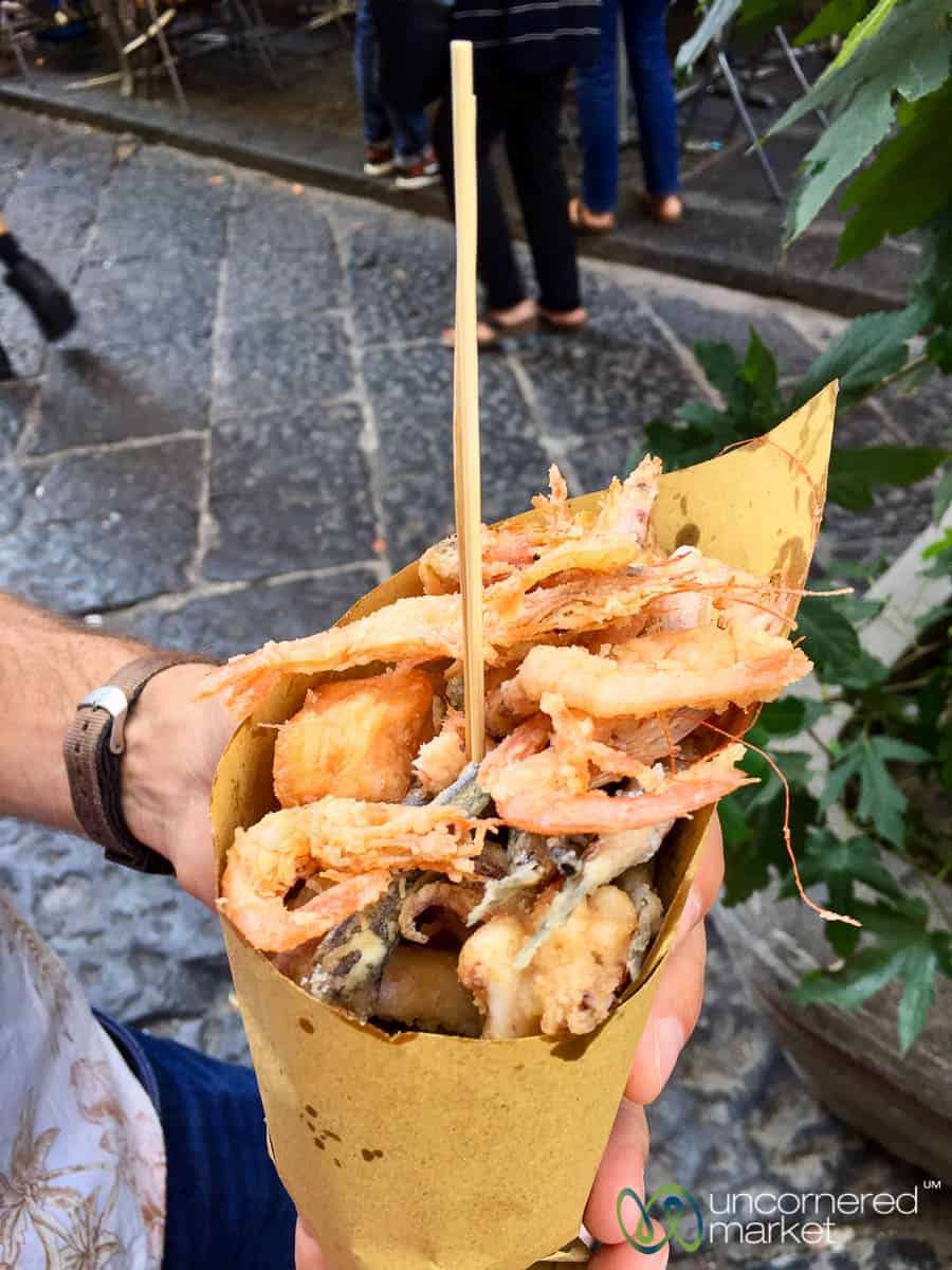 Comida Callejera de Nápoles - Fritto Misto de Frutos de Mar