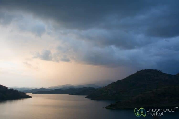 Rwanda Travel, Relaxing at Lake Kivu