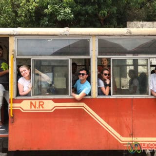 Traveling India by Tour