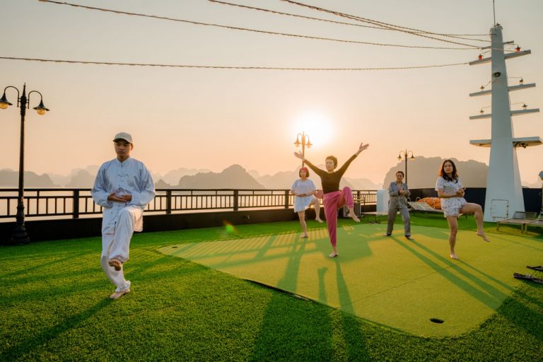 Breathe in, breathe outโsoft light, fresh air, and an easy start to your luxury day on the bay.