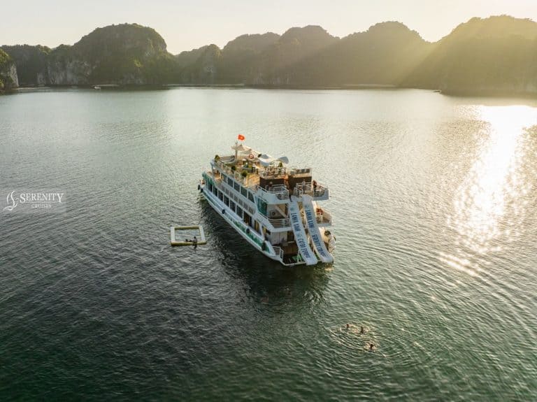 Golden light, calm seas, easy laughs on deckยyour carefree afternoon slides into a dreamy sunset.