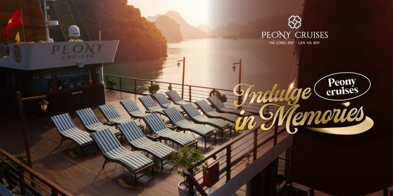 Stretch out on stylish loungers as the bay glowssimple, calm, and comfortable on Peony Cruises. Start your tailor-made escape with ViettrendTour. WhatsApp +84 898 265 688.