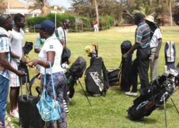 golfSaly une