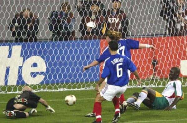 Pape Bouba Diop dans le lot des 100 joueurs qui ont marqué la coupe du monde - wiwsport