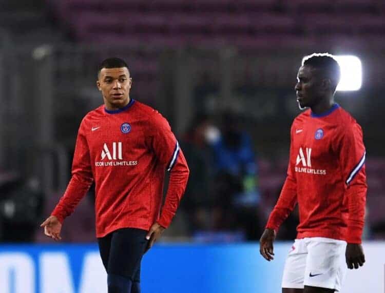 PSG : Idrissa Gueye insulté pour un tacle sur Kylian Mbappé - wiwsport