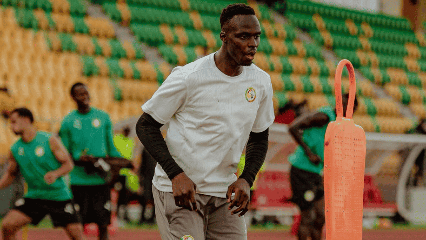 Mondial 2026 : Édouard Mendy absent à l’entraînement, Mbow et Sy quittent la tanière - wiwsport
