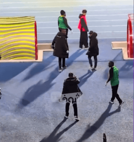 Coupe CAF : Un nouvel incident de vol de serviettes au Maroc pendant un match (vidéo) - wiwsport