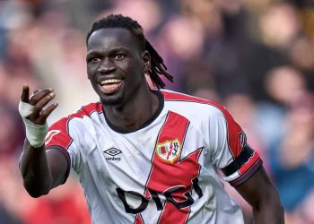MADRID, SPAIN - JANUARY 24: Pathe Ciss of Rayo Vallecano celebrates his team first goal during the LaLiga EA Sports match between Rayo Vallecano de Madrid and CA Osasuna at Estadio de Vallecas on January 24, 2026 in Madrid, Spain. (Photo by Diego Souto/Getty Images)