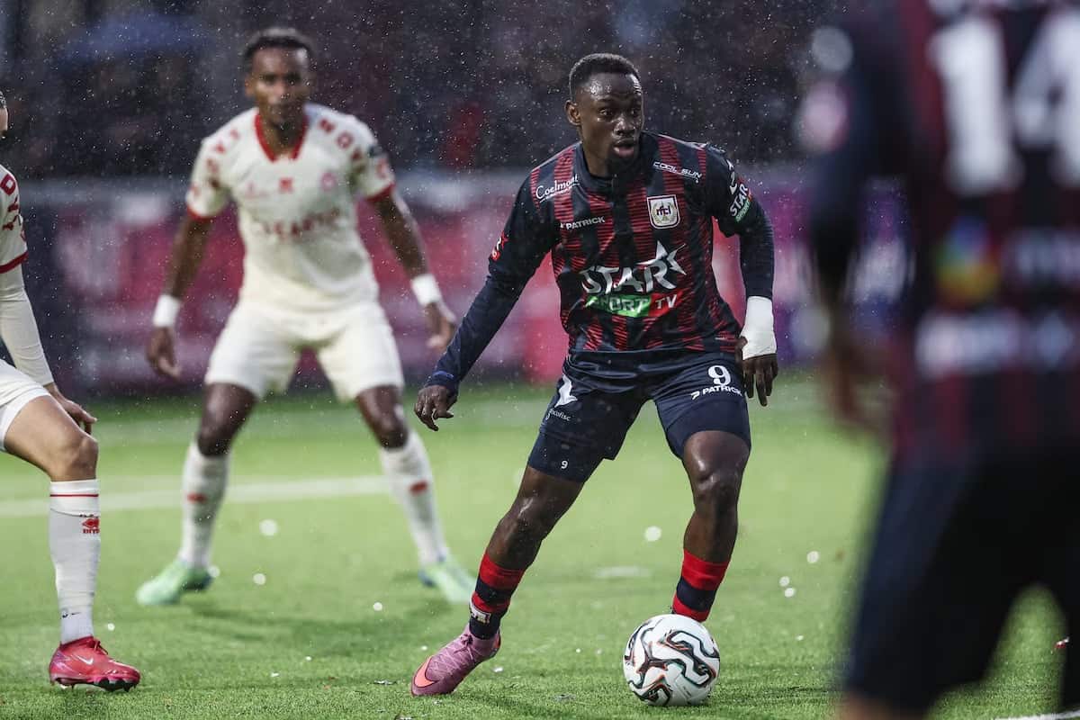 Mercato : Oumar Diouf quitte le RFC Liège et rejoint Saint-Trond pour un transfert record - wiwsport