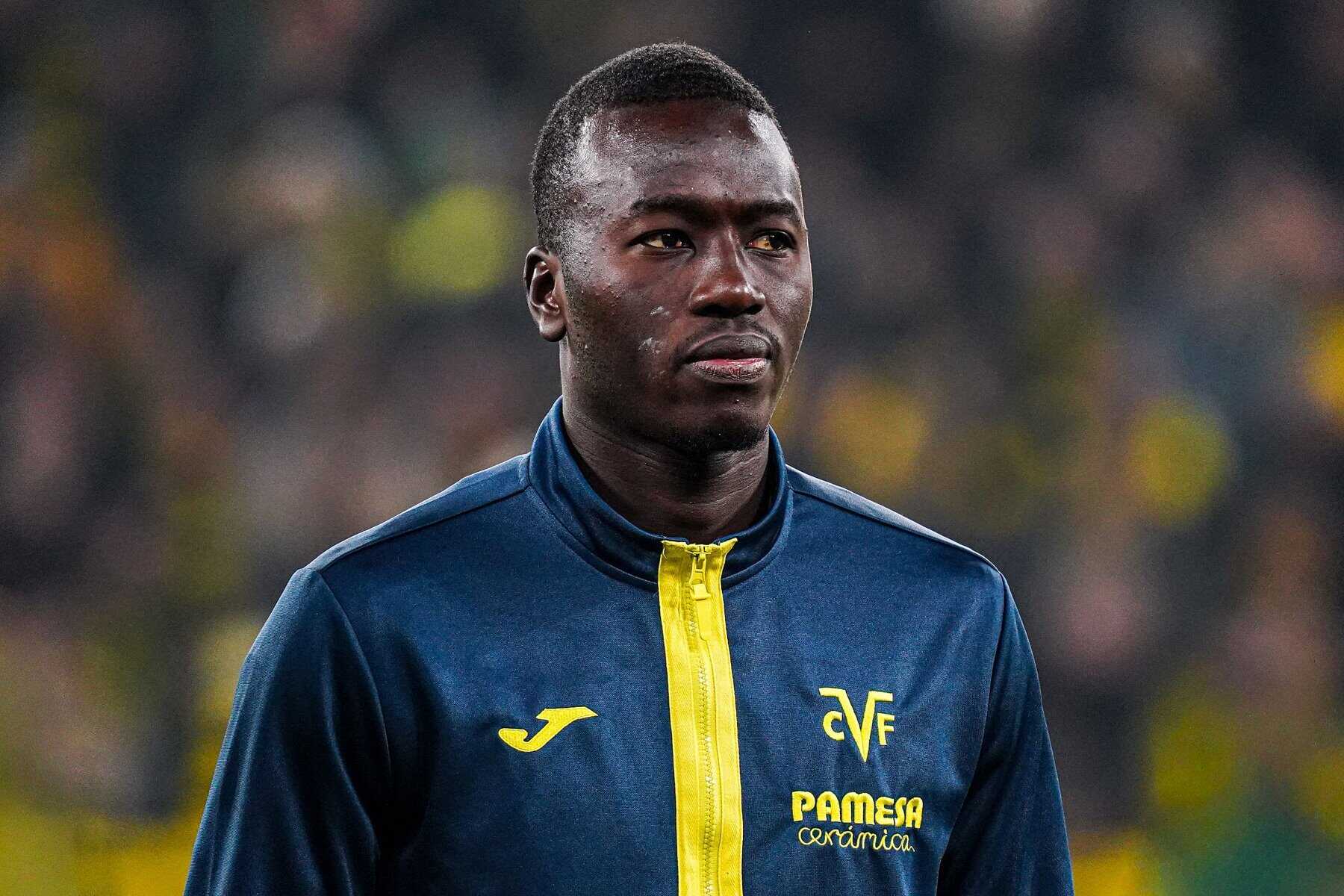 DORTMUND, GERMANY - NOVEMBER 25: Pape Gueye of Villarreal CF looks on during the UEFA Champions League anthem prior to the UEFA Champions League 2025/26 League Phase MD5 match between Borussia Dortmund and Villarreal CF at BVB Stadion Dortmund on November 25, 2025 in Dortmund, Germany. (Photo by Gabriel Calvino Alonso/BSR Agency/Getty Images)