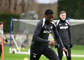 Chelsea : « Il aura sa chance, mais il sait qu'il devra se battre pour l'obtenir », Liam Rosenior met en garde Mamadou Sarr - wiwsport