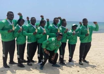 Beach Wrestling : le Sénégal domine les Championnats d’Afrique avec 4 médailles dont 3 en or - wiwsport