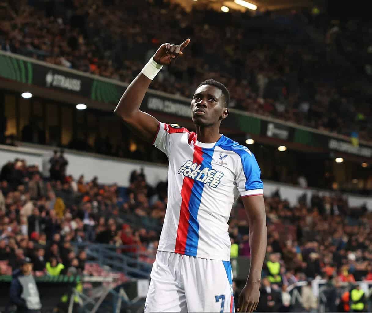 Crystal Palace : Ismaila Sarr inscrit le but le plus rapide de l’histoire de la Ligue Conférence - wiwsport
