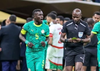 Ligue des Champions : Le fameux Jean-Jacques Ndala Ngambo désigné par la CAF arbitre de la finale aller Mamelodi Sundowns - AS FAR - wiwsport