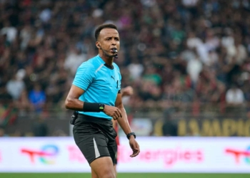 Privé du Mondial 2026, Omar Artan désigné par l’UEFA pour le choc PSG – Aston Villa ! - wiwsport