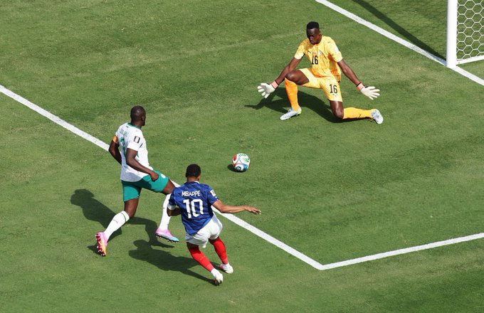 France - Sénégal : Kylian Mbappé ouvre le score pour les Bleus (1-0) - wiwsport