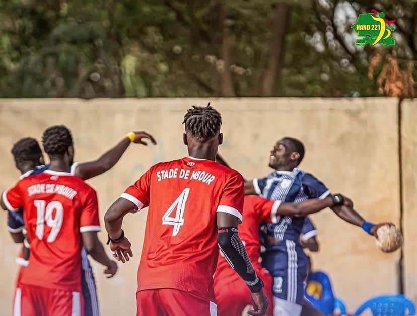 Élite Hommes : le Stade de Mbour fait tomber la JA et met fin à son invincibilité - wiwsport