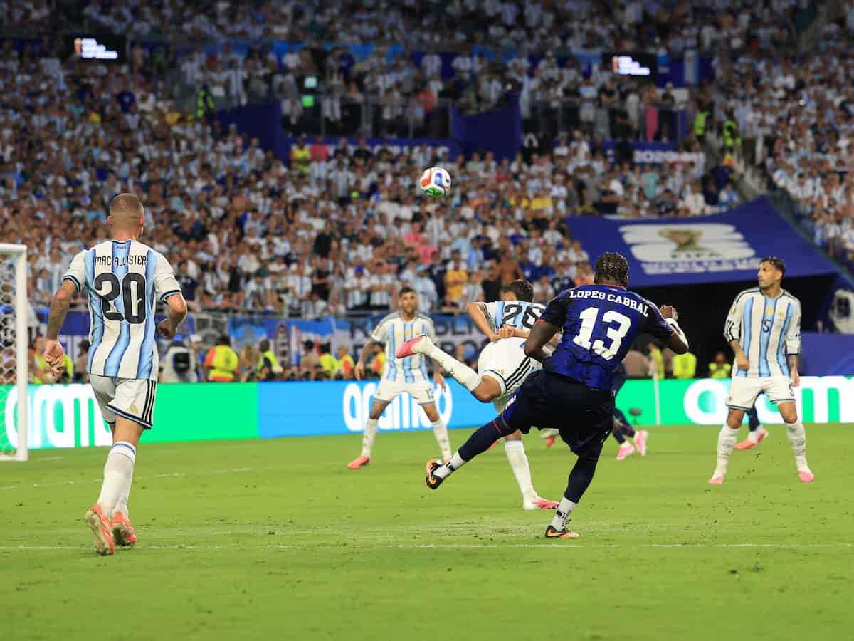 Coupe du monde 2026 : Le but du capverdien Sidny Lopes Cabral contre l’Argentine en lice pour le prix du “Meilleur but” de la compétition ! - wiwsport