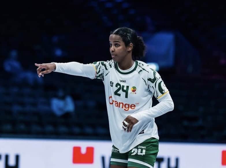 Handball : l’internationale sénégalaise Dounia Abdourahim met fin à sa carrière - wiwsport