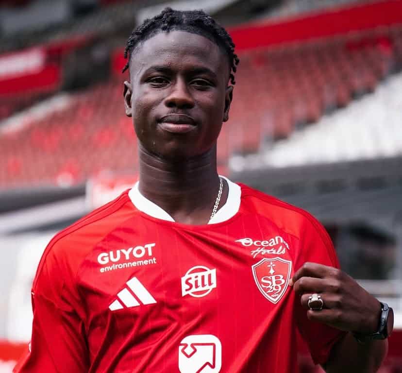 Mercato : Samba Diop signe son premier contrat professionnel avec Brest - wiwsport