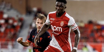 Mercato : Chelsea active la piste prioritaire Manu Koné, Lamine Camara toujours en attente… - wiwsport