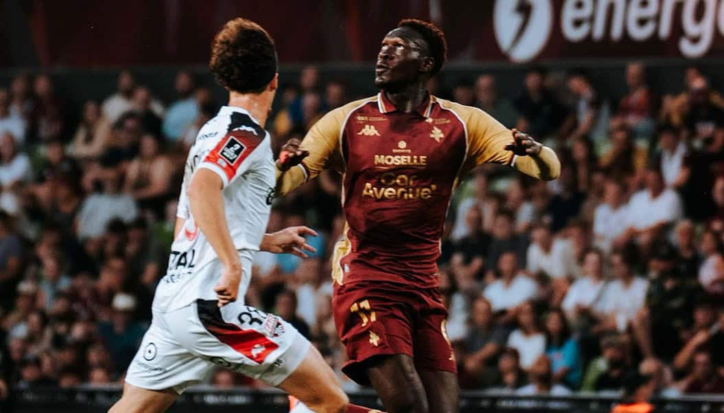 Ligue 2 : Buteur Pape Moussa Fall évite la défaite au FC Metz contre Laval - wiwsport