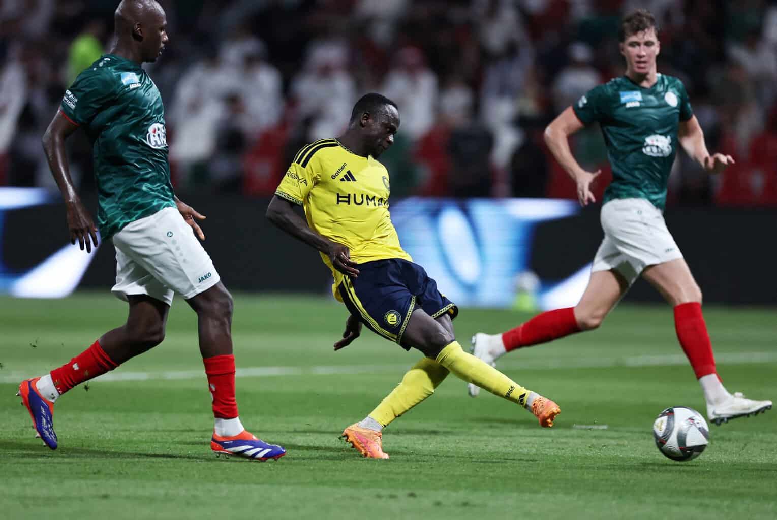 (vidéo) Saudi Pro League : Un doublé de Sadio Mané offre la victoire à Al-Nassr contre Al-Ettifaq - wiwsport