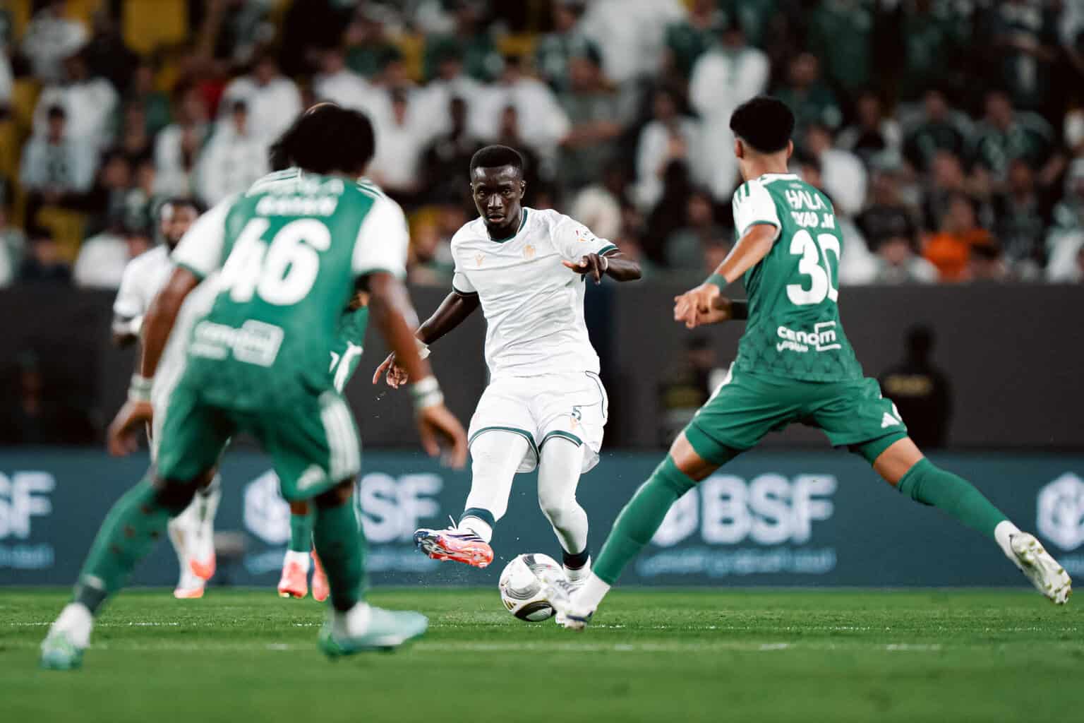 Saudi Pro League : Al-Diriyah battu par Al-Ahli d'Edouard Mendy pour les débuts d'Idrissa Gana Gueye - wiwsport