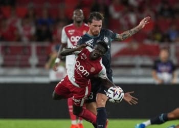 Ligue 1 : L'AS Monaco de Sadibou Sané et Lamine Camara domine l'OM et prend seule la tête du classement - wiwsport