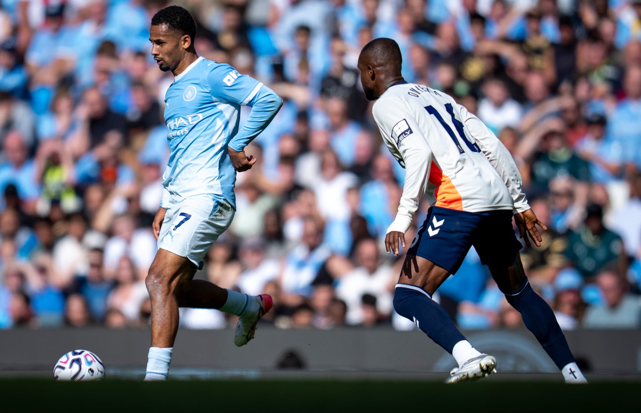 Premier League : Manchester City s'impose difficilement contre Coventry pour les débuts d'Iliman Ndiaye - wiwsport