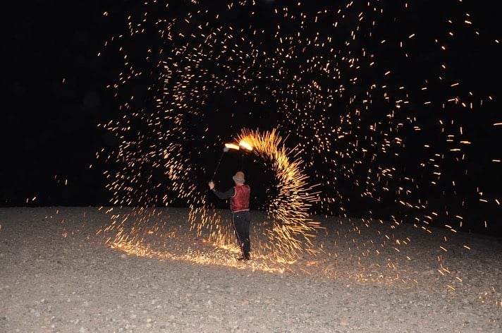 soirée agafay cracheurs de feu