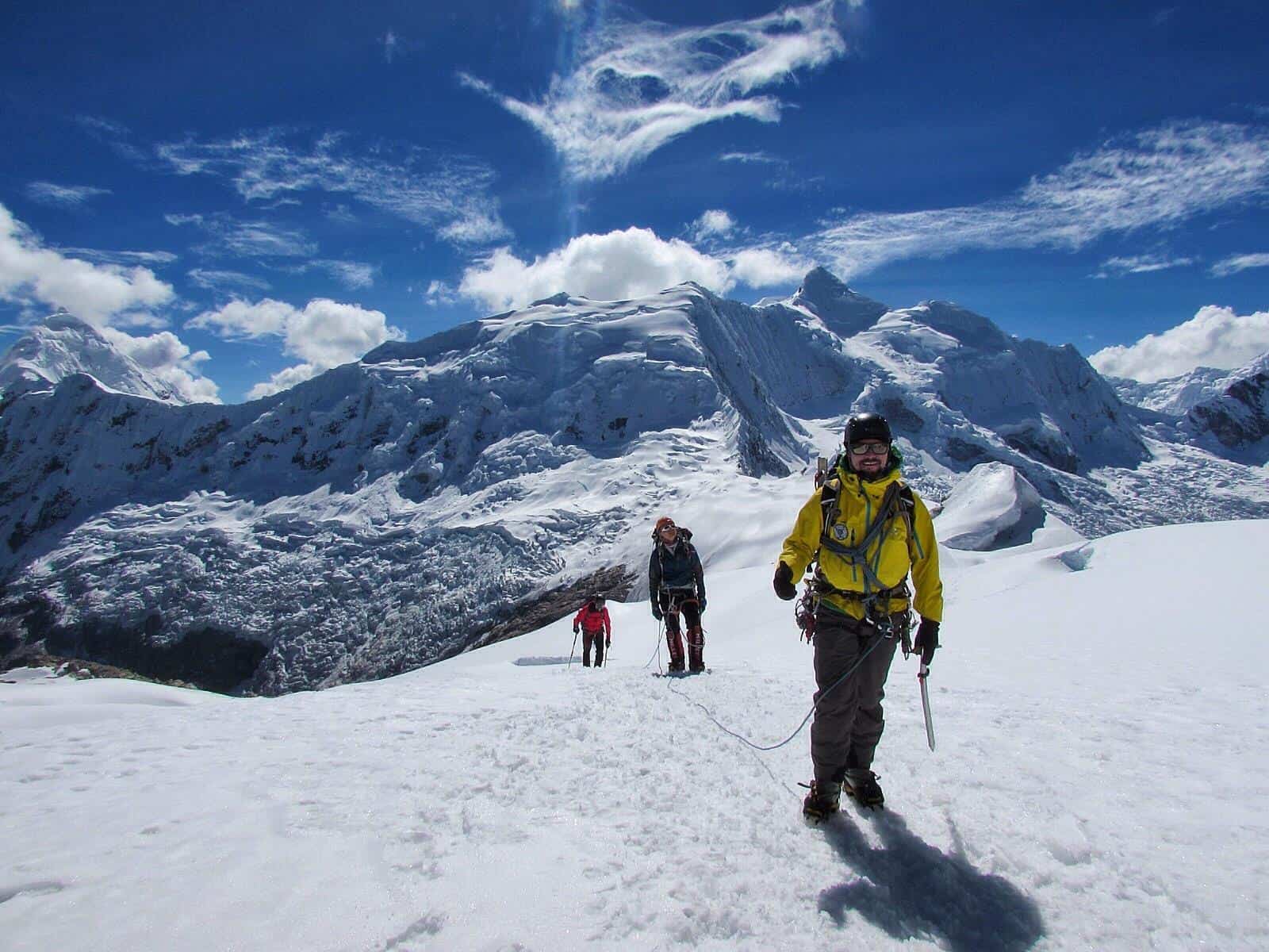 Great Peaks of Peru Team has returned from the summit of Ishinca