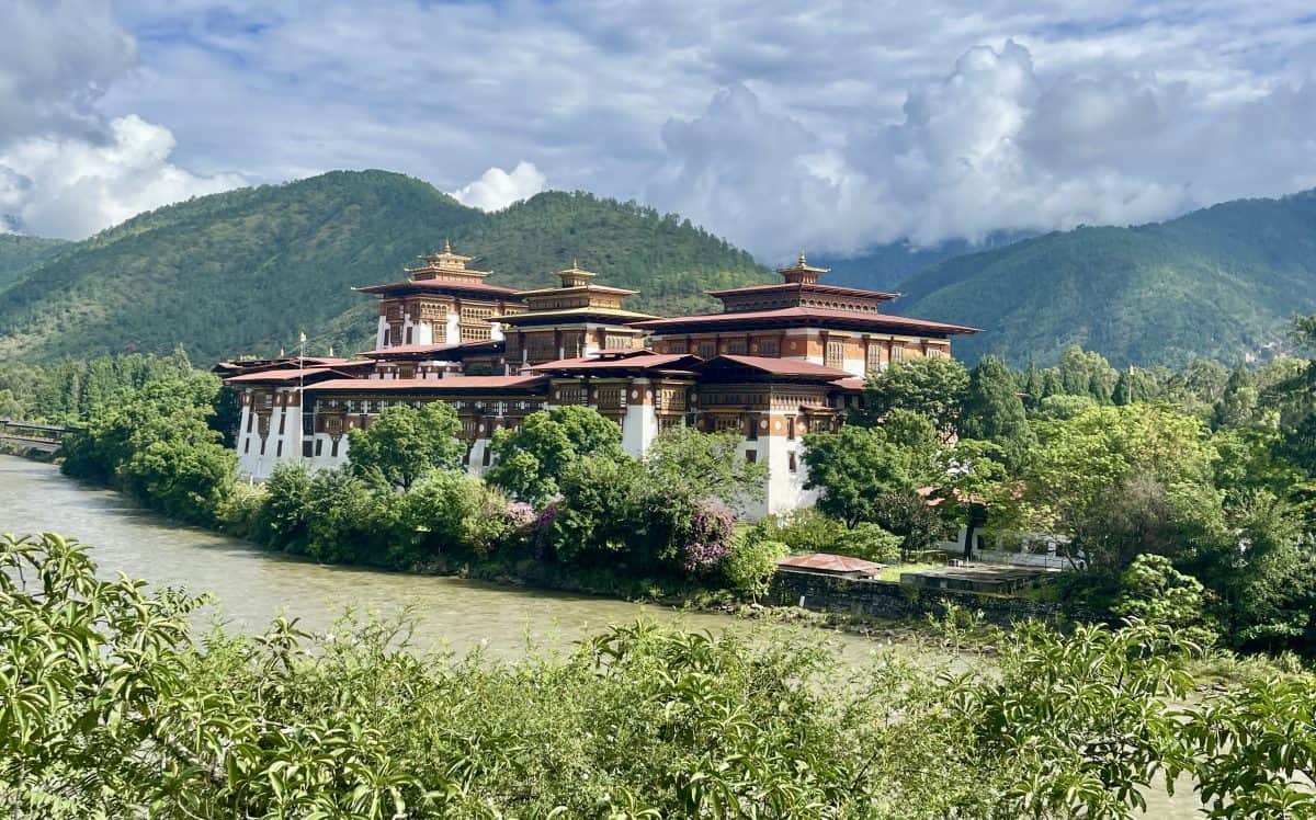 team best arrives in thimpu