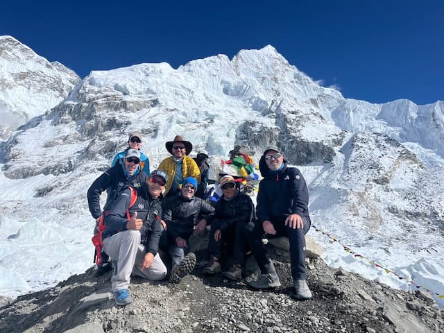 hashbrown 2 eggs reaches everest base camp!