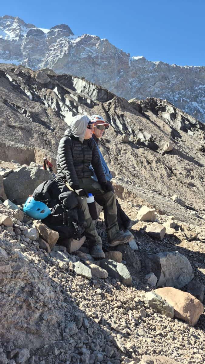 los condores climbs to camp 1