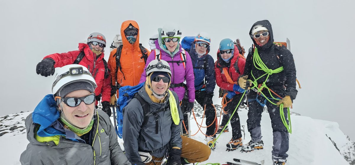 the blockade runners summit pequeño alpamayo