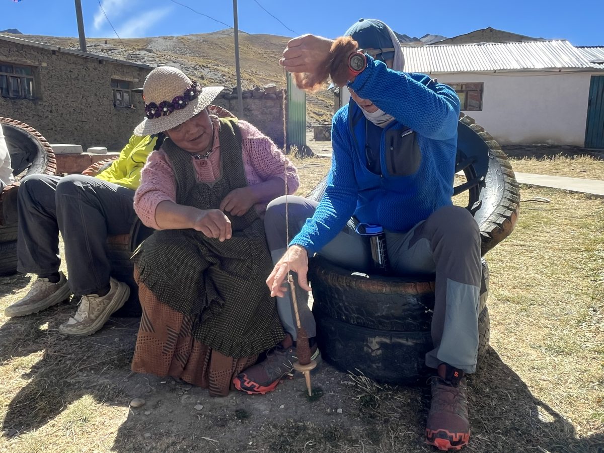the blockade runners hike to condoriri base camp